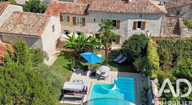 Maison - 170 m² - 6 pièces