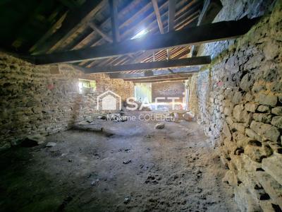 Maison - 220 m² - 4 pièces