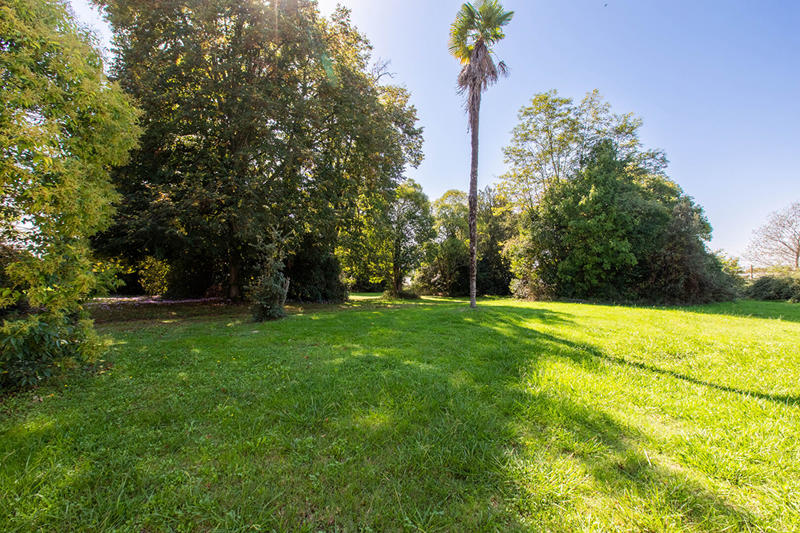 Maison - 259 m² - 10 pièces