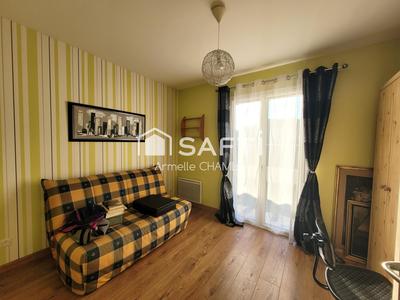 Maison - 140 m² - 5 pièces