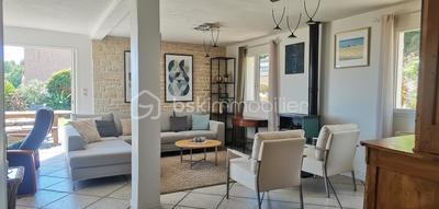 Villa - 118 m² - 6 pièces