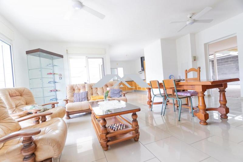 Maison traditionnelle - 95 m² - 4 pièces