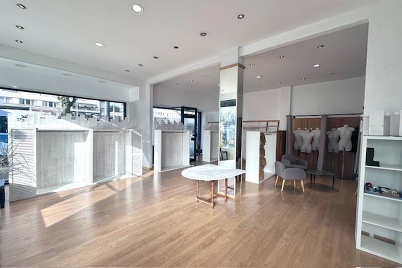 Bureau - 77 m² - 3 pièces