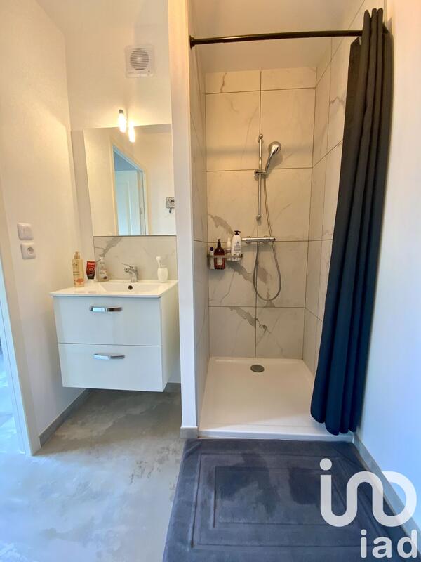 Maison - 195 m² - 5 pièces