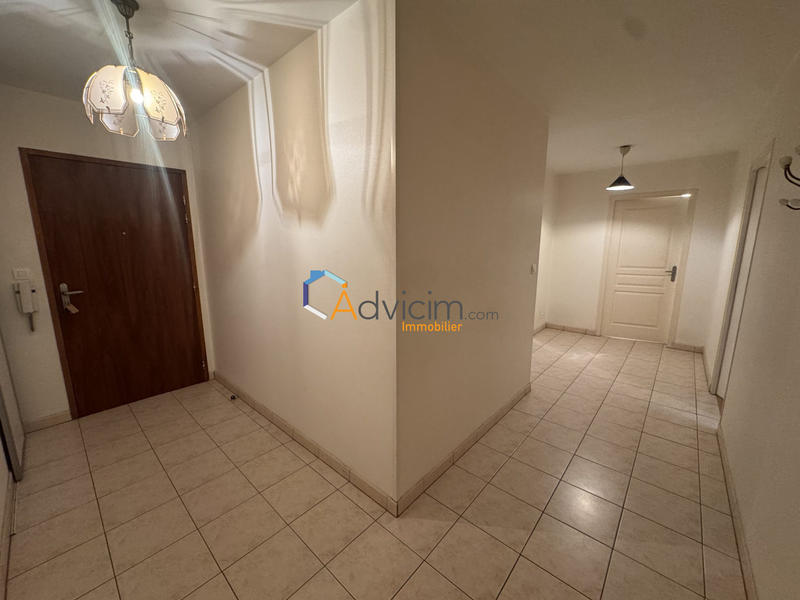 Appartement - 69 m² - 3 pièces