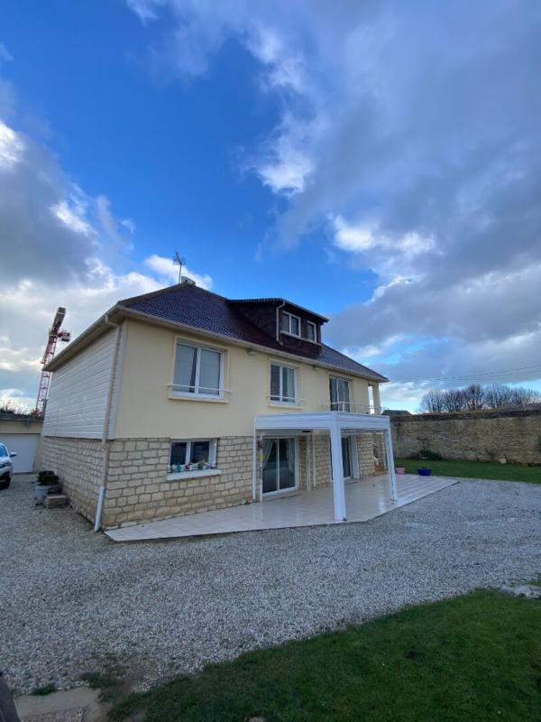 Maison - 218 m² - 6 pièces