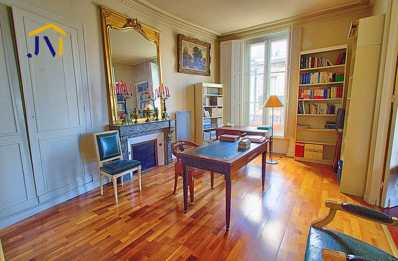 Appartement - 80 m² - 3 pièces