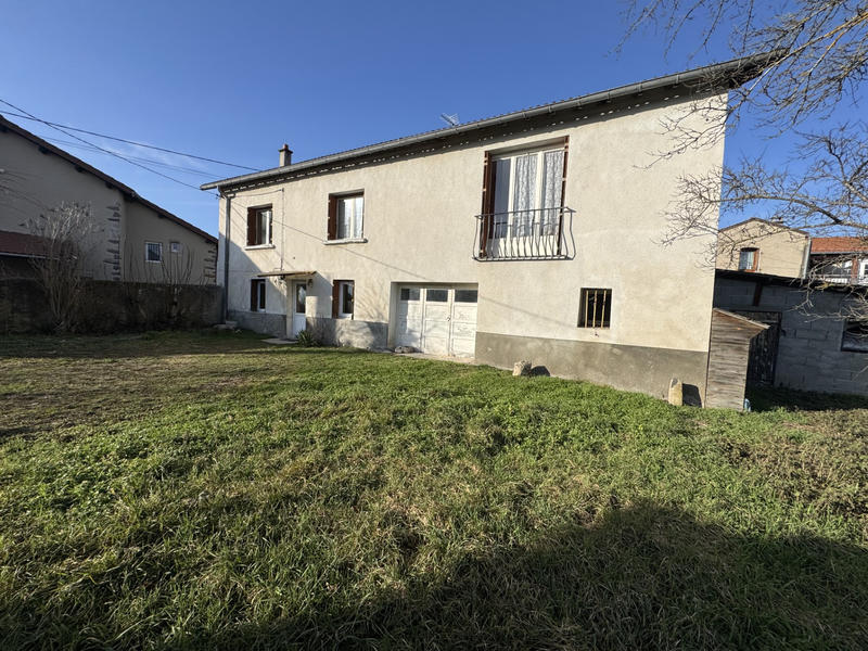 Maison - 111 m² - 7 pièces