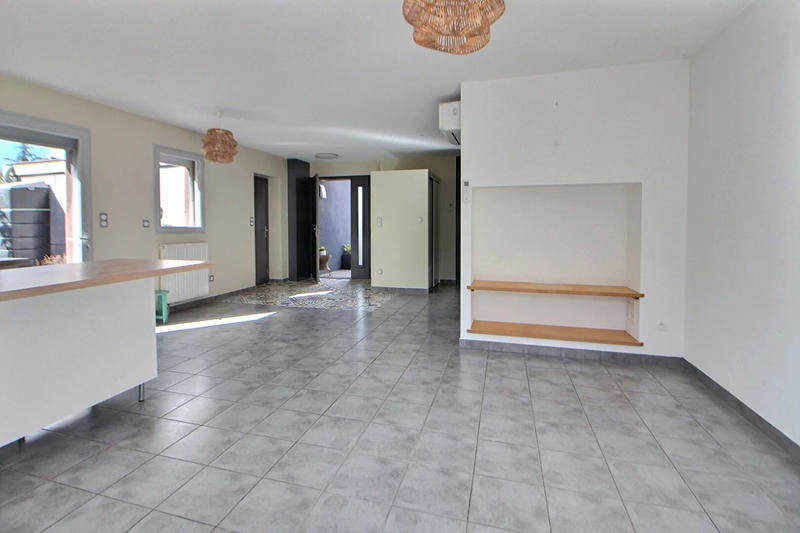 Maison - 99 m² - 4 pièces