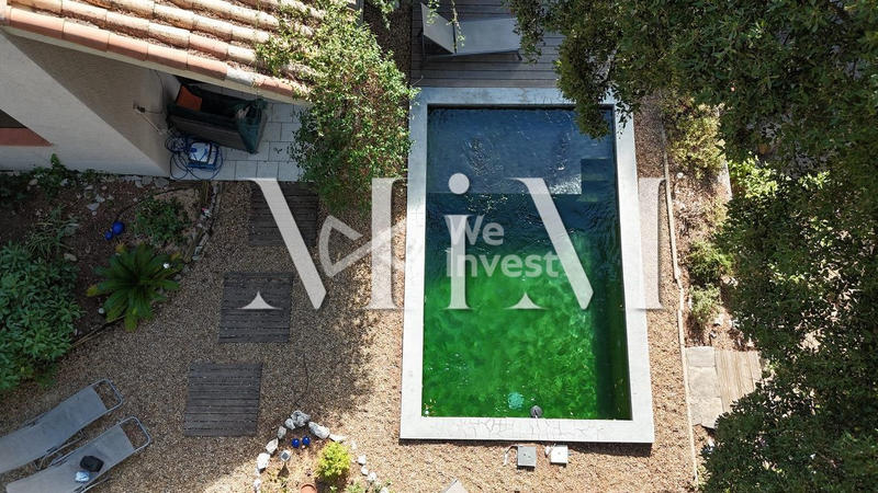 Villa - 230 m² - 10 pièces