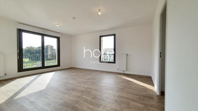 Appartement - 81 m² - 4 pièces