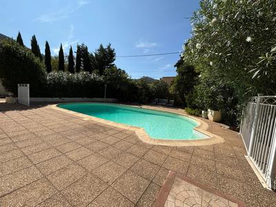 Villa - 123 m² - 4 pièces
