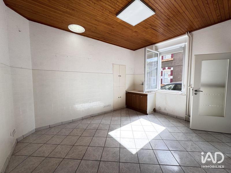 Maison - 90 m² - 5 pièces