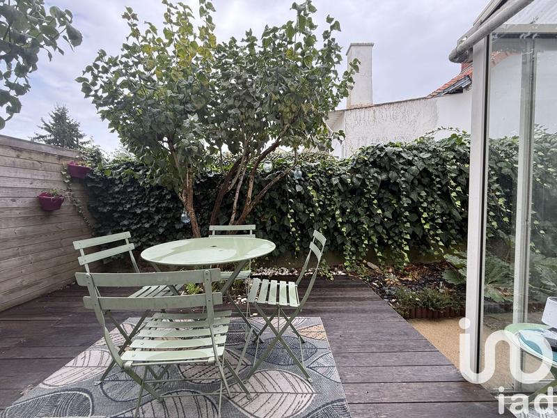 Maison - 170 m² - 9 pièces