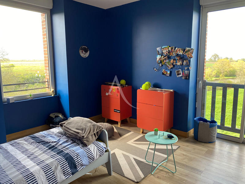 Villa - 211 m² - 6 pièces