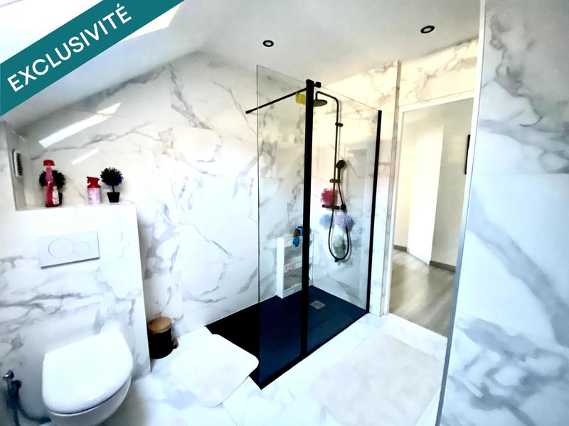 Maison - 90 m² - 5 pièces