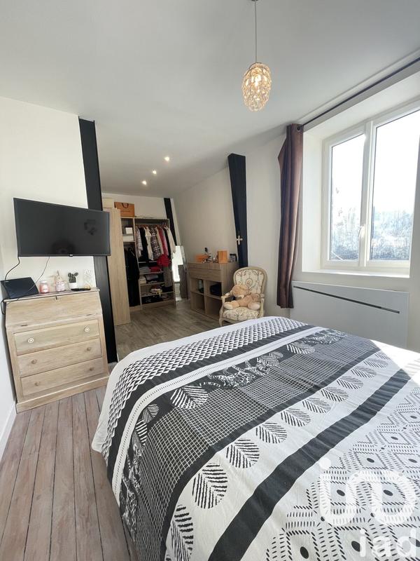 Maison - 182 m² - 7 pièces