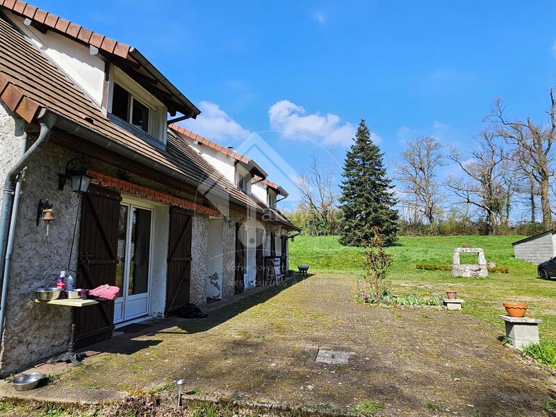 Maison - 170 m² - 5 pièces