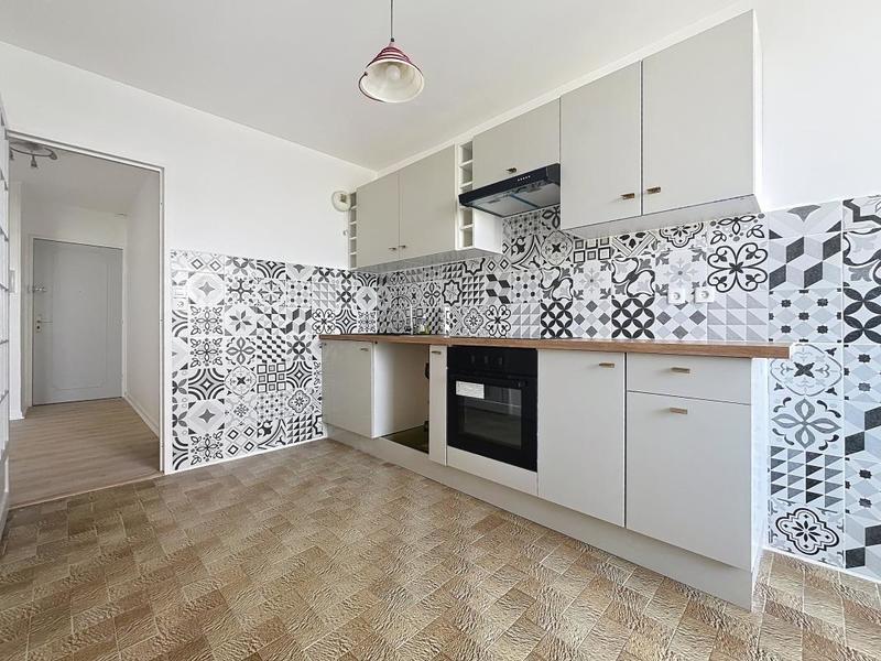 Appartement - 83 m² - 4 pièces