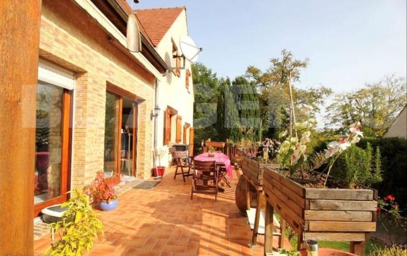 Maison - 193 m² - 6 pièces