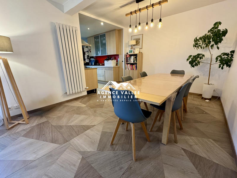 Maison - 100 m² - 6 pièces