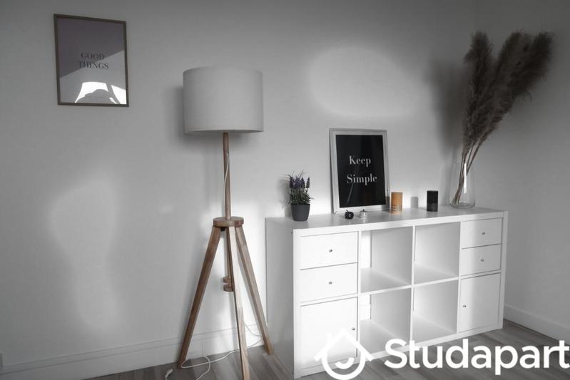 Chambre - 11 m² - 1 pièce