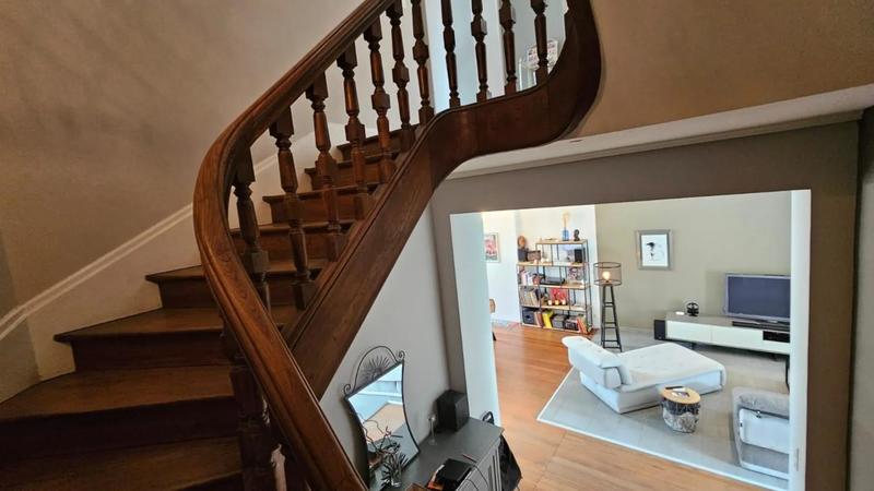 Maison - 224 m² - 6 pièces