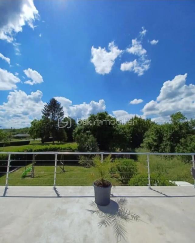 Maison de campagne - 92 m² - 8 pièces