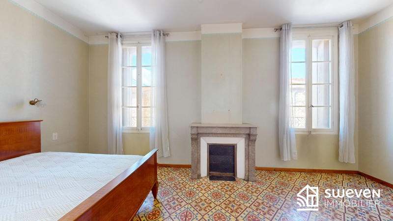 Maison ancienne - 175 m² - 11 pièces