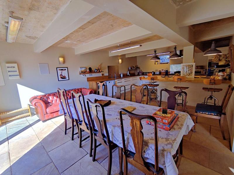 Propriété - 205 m² - 8 pièces