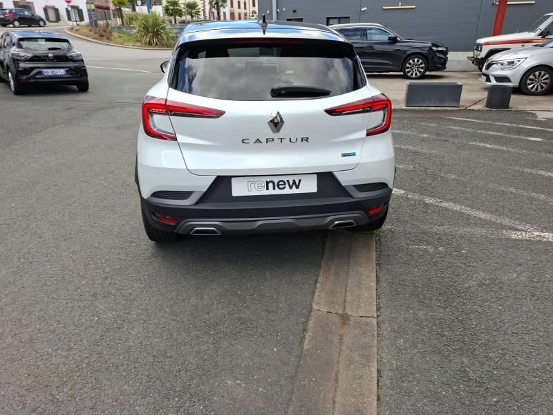 Renault Captur E-Tech 145 - 21 R.S. Line