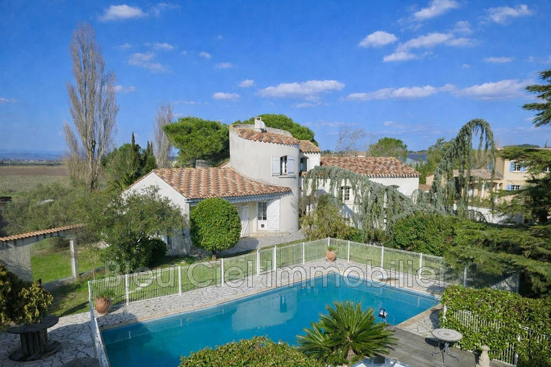 Propriété - 300 m² - 7 pièces