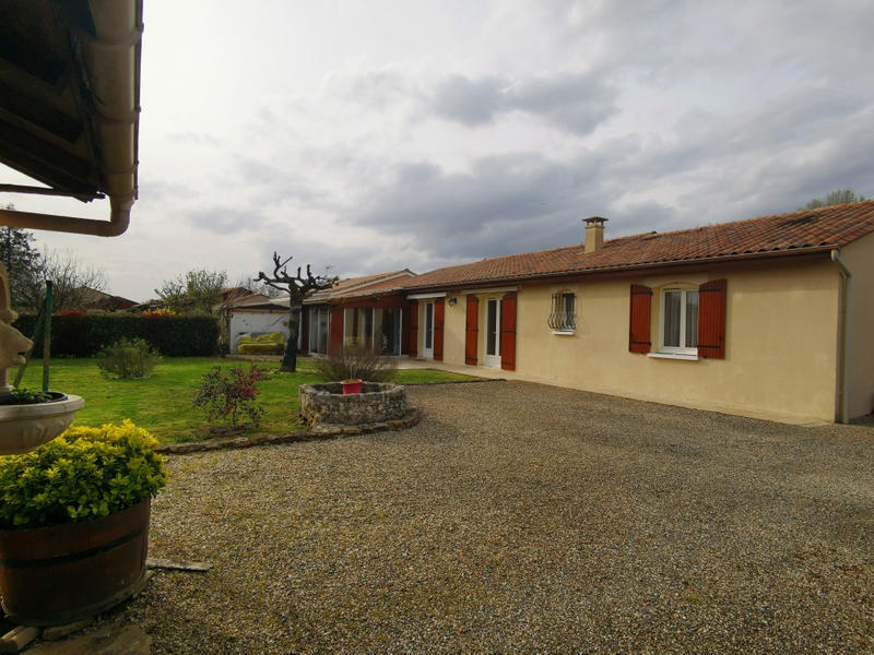 Maison - 135 m² - 7 pièces