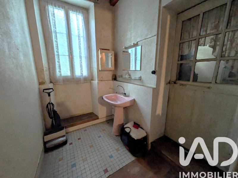 Maison - 217 m² - 7 pièces