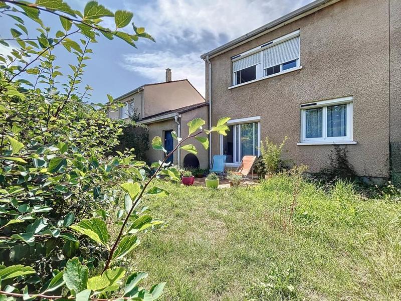 Maison - 103 m² - 5 pièces