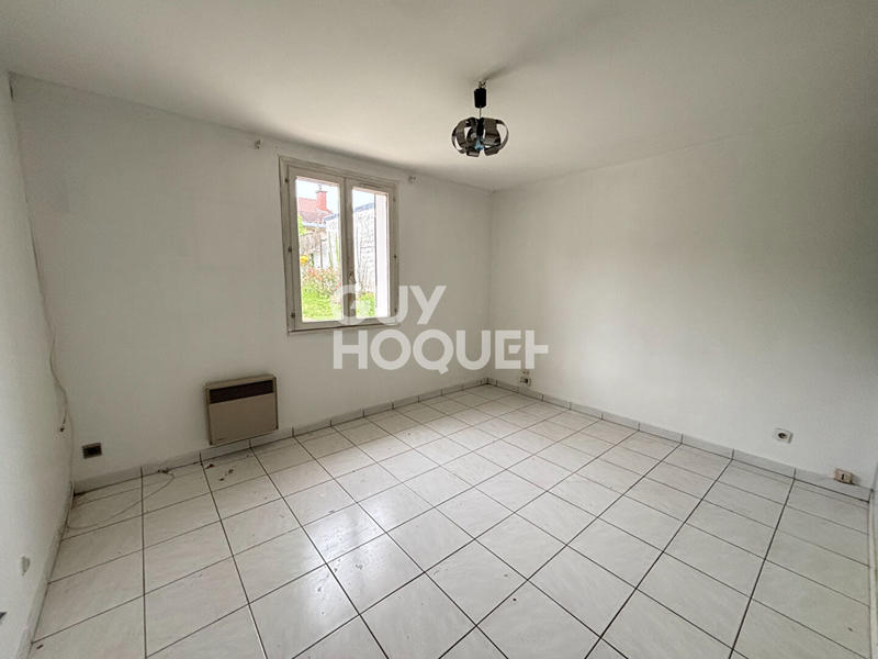 Maison - 166 m² - 9 pièces