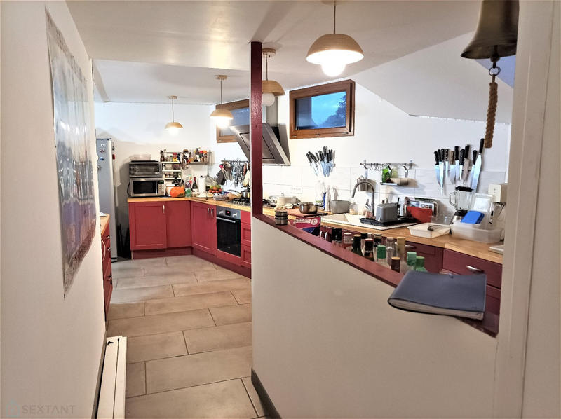 Appartement - 125 m² - 8 pièces