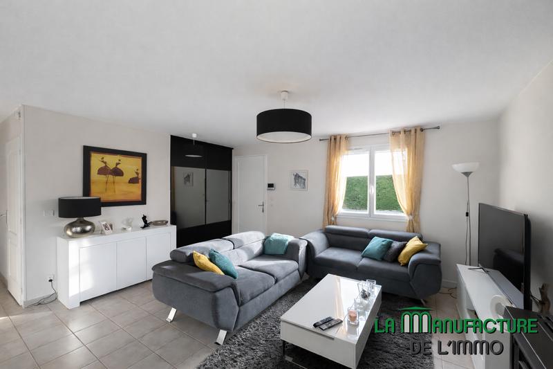 Villa - 90 m² - 5 pièces