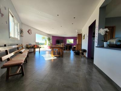 Maison - 152 m² - 6 pièces