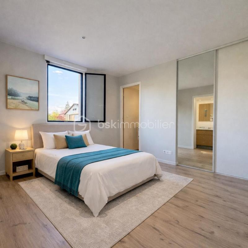 Appartement - 97 m² - 4 pièces