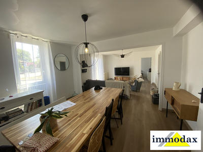 Appartement - 80 m² - 3 pièces