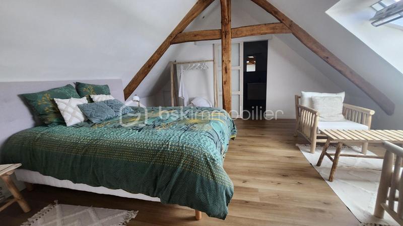 Propriété - 236 m² - 9 pièces