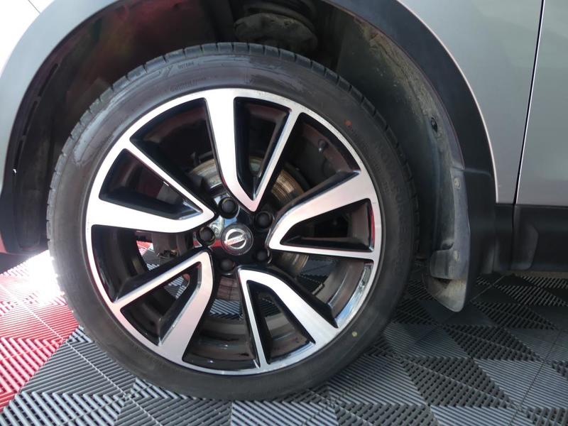 Nissan Qashqai 2017 - Essence Boîte manuelle II 1.2 Dig-T 115 Tekna