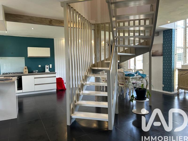 Maison - 144 m² - 6 pièces