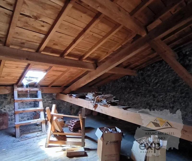 Maison traditionnelle - 125 m² - 6 pièces