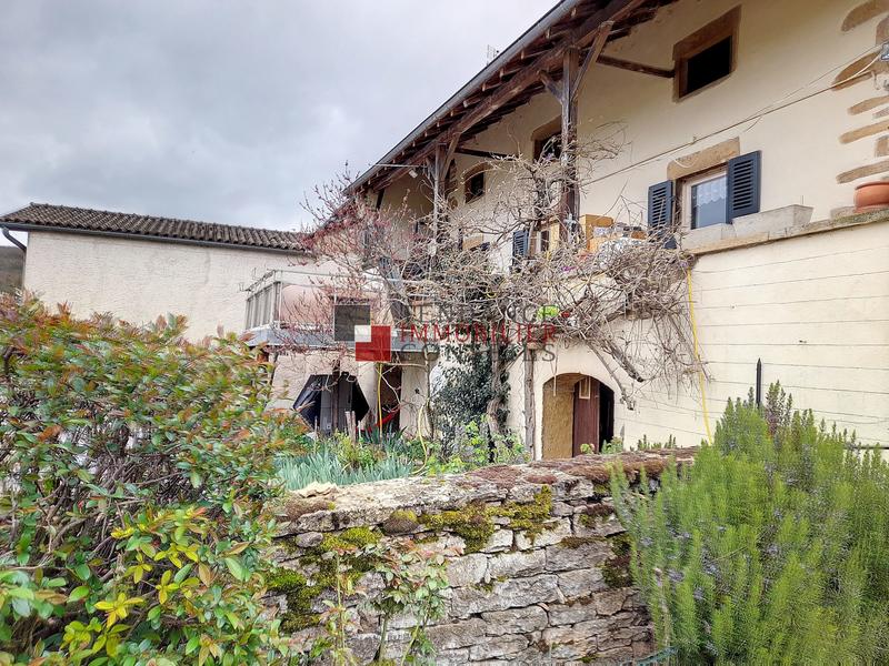 Maison ancienne - 365 m² - 10 pièces