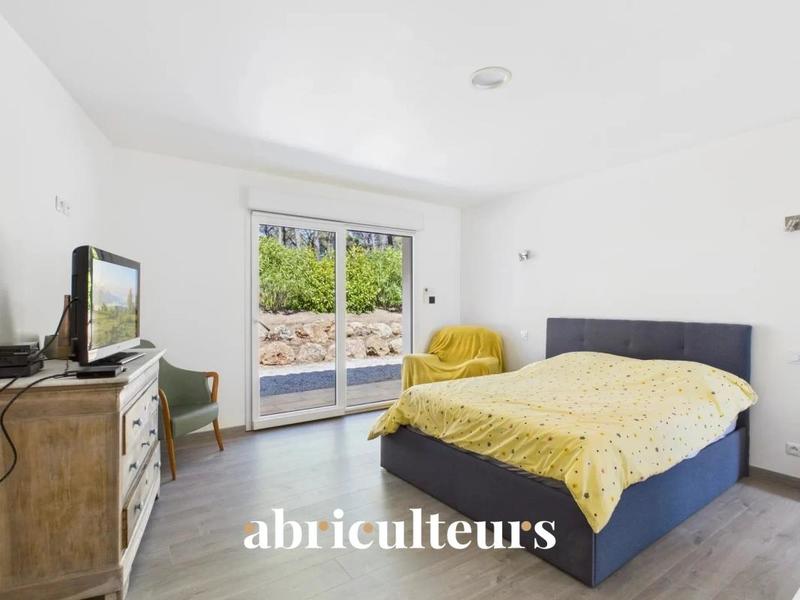 Maison ancienne - 186 m² - 4 pièces