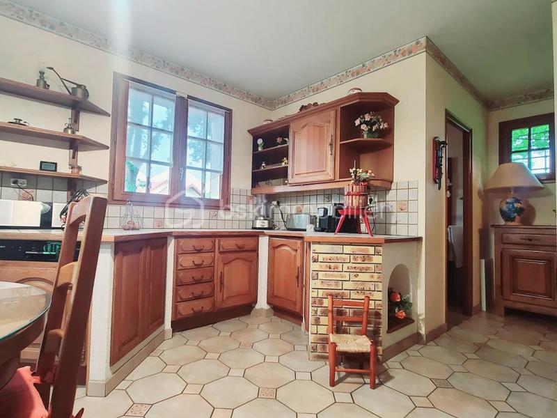 Maison - 306 m² - 8 pièces