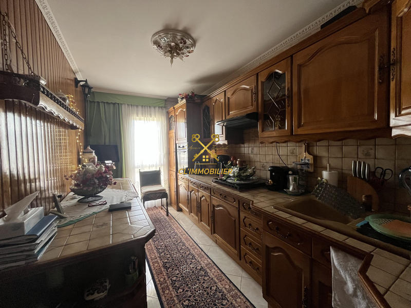 Appartement - 75 m² - 3 pièces