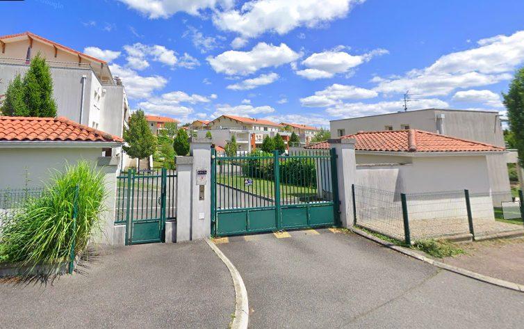 Parking / Garage - 12 m²